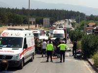 İzmir'de katliam gibi kaza : 3'ü çocuk 7 ölü, 1 yaralı 